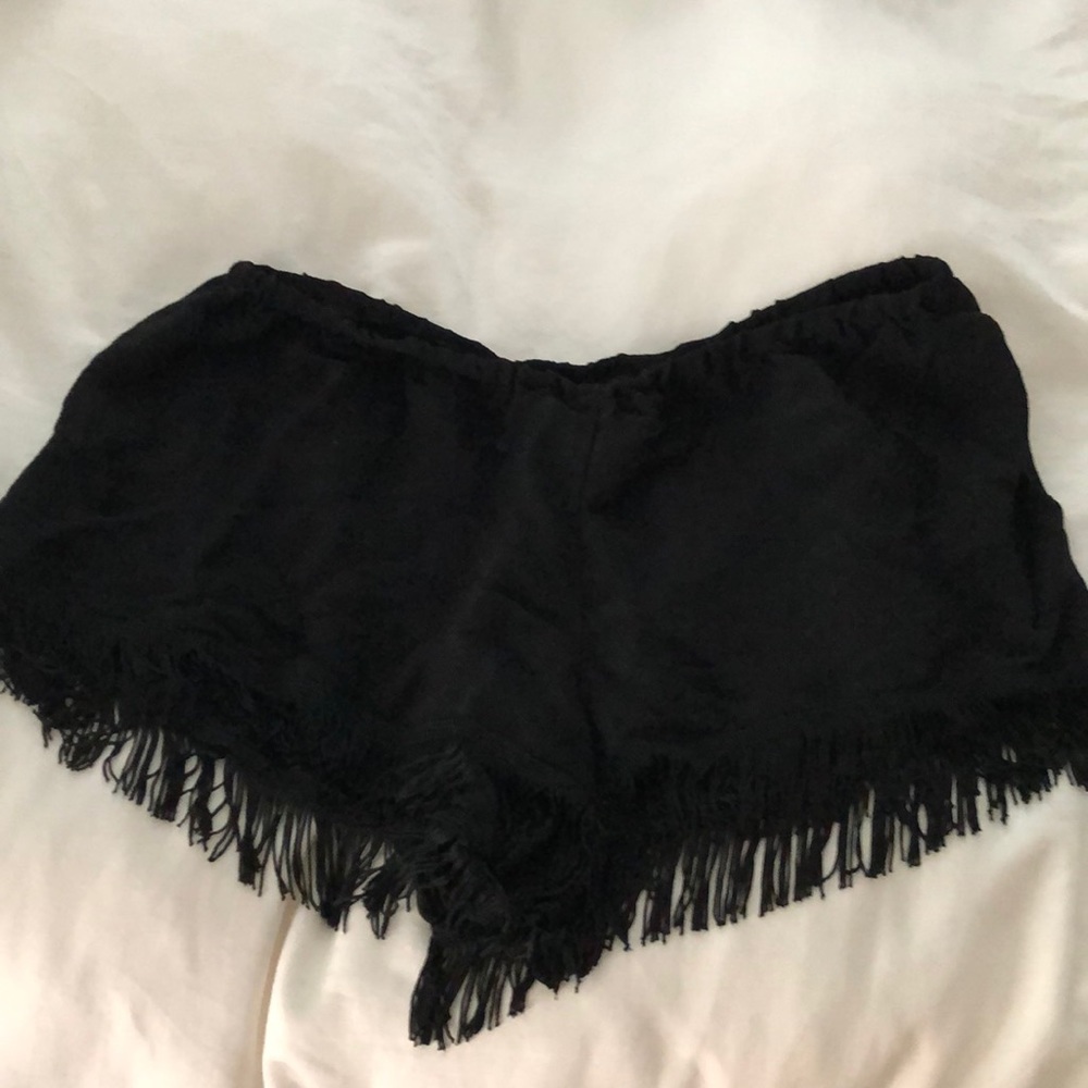 Show me your mumu black fringe shorts worn once.